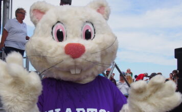 Bruce Power celebrates Groundhog Day as Platinum Sponsor of 70th annual Wiarton Willie Festival