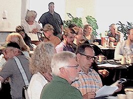 Over 200 residents attend Neoen information session and ask questions